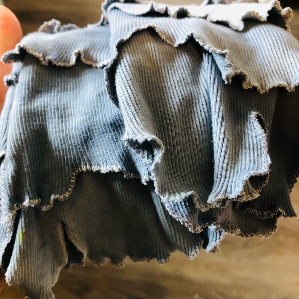 Handmade glovelets arm warmers with ruffles - Picture 6 of 16